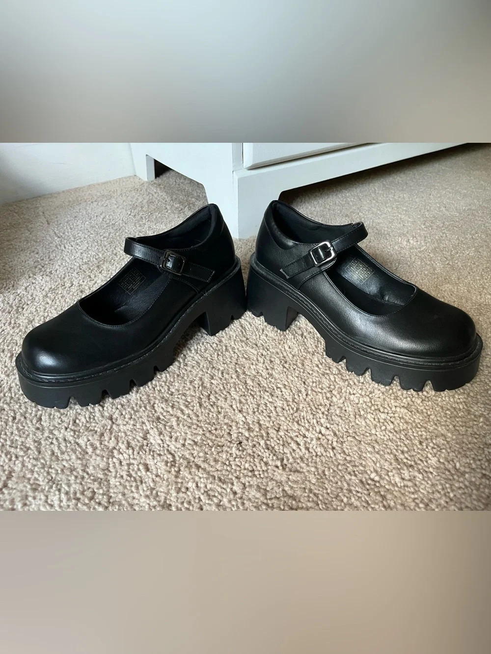Dream Pairs Chunky Mary Jane Shoes
